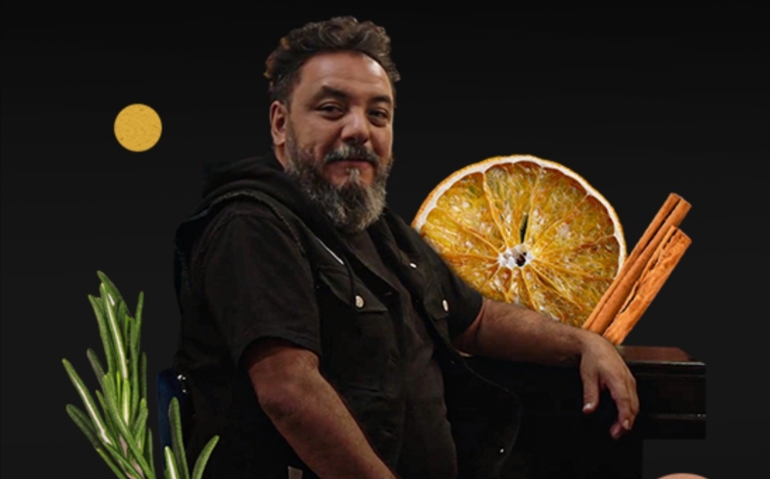 Paco Ayala Molotov